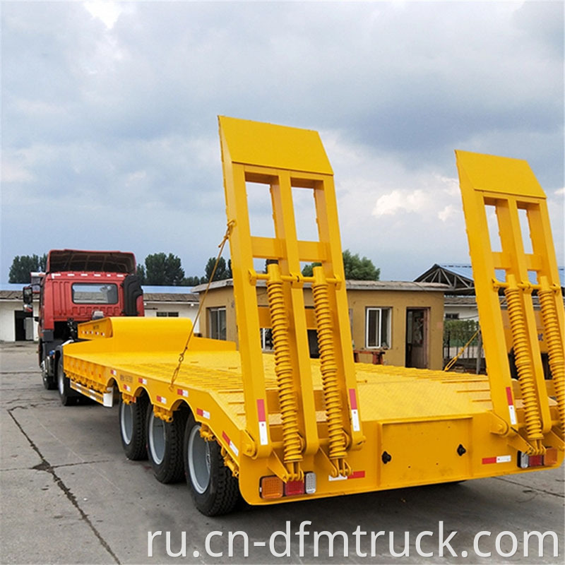 3 Axles Lowbed Semi Trailer3 Jpg